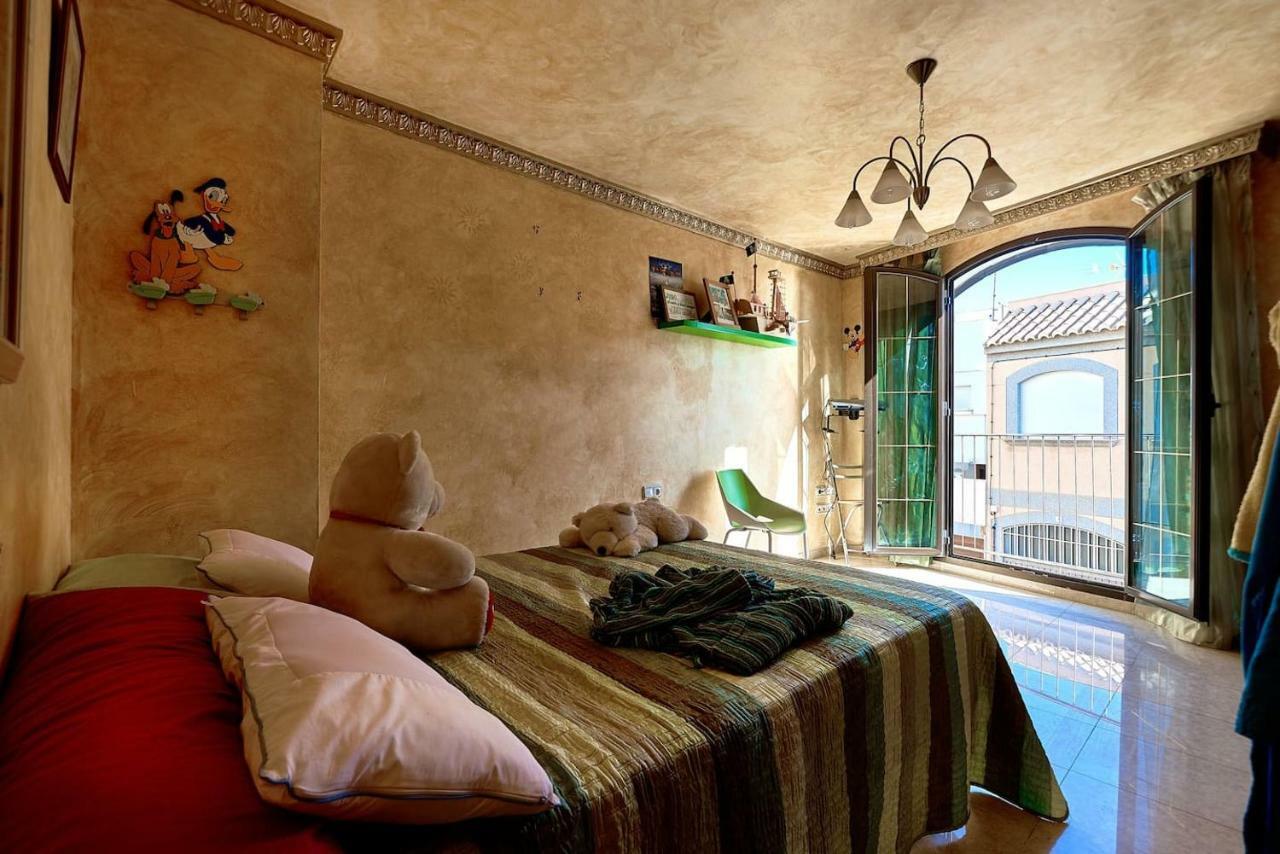 Casa De Sueno En La Playa Villa Адра Екстериор снимка