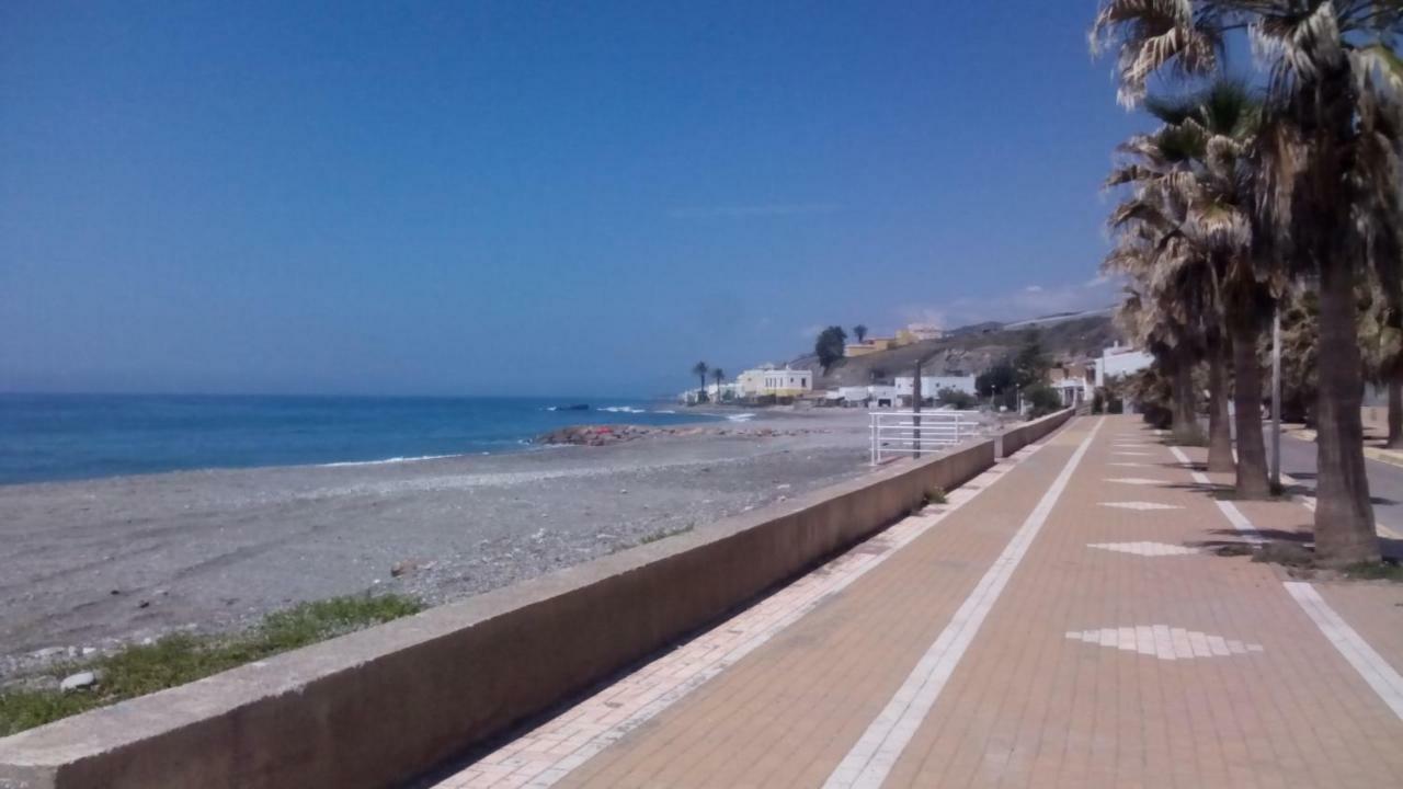 Casa De Sueno En La Playa Villa Адра Екстериор снимка