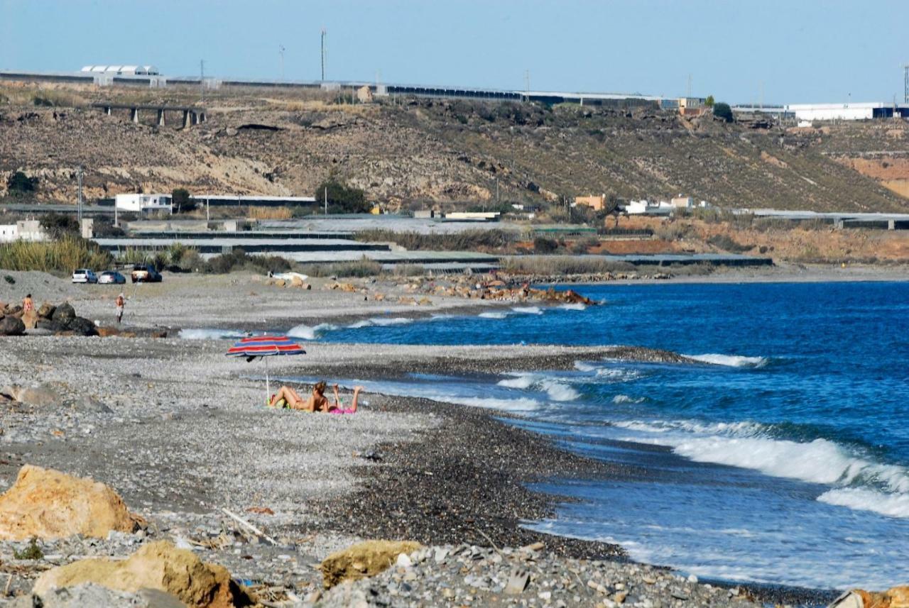 Casa De Sueno En La Playa Villa Адра Екстериор снимка